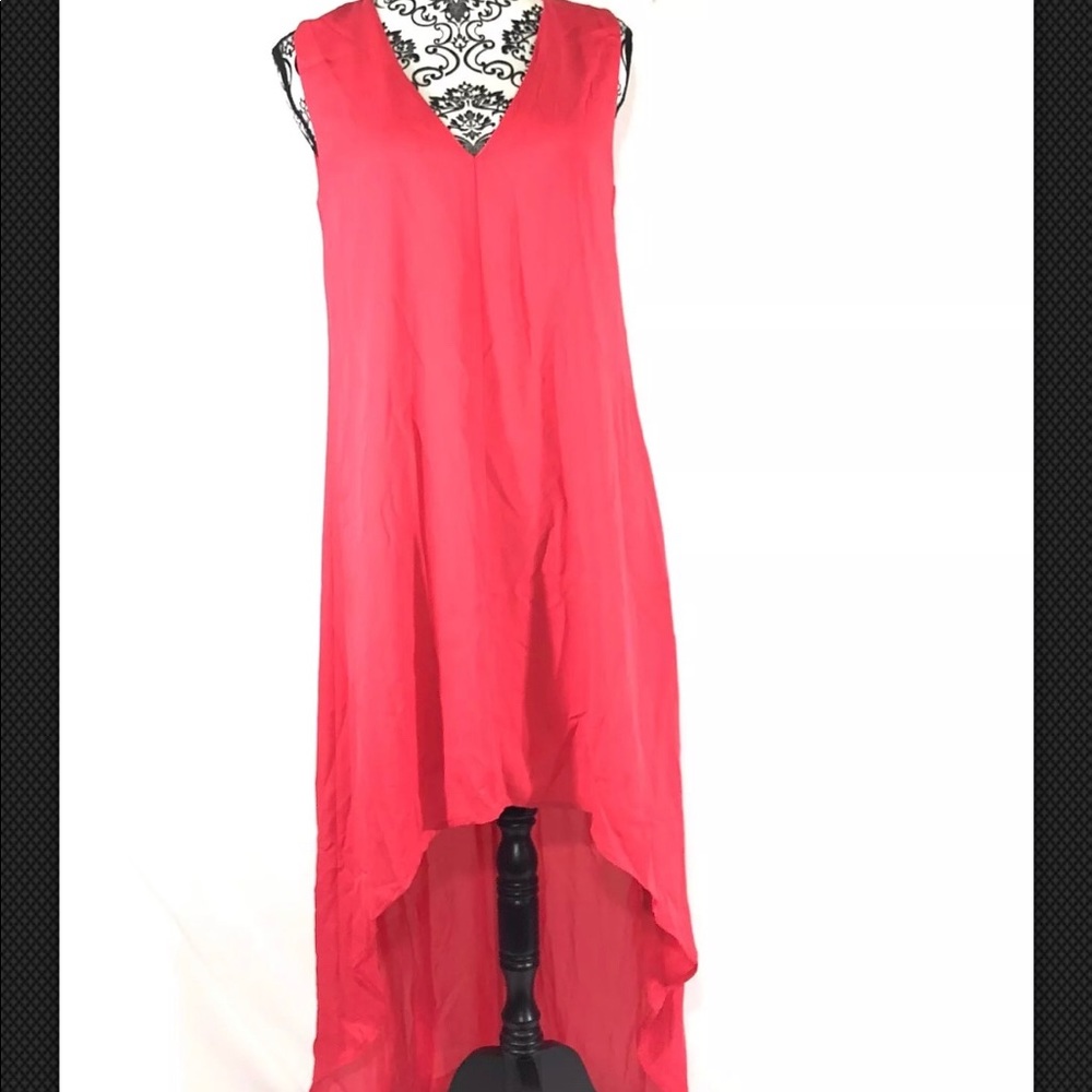 🆕Adelyn Rae Dress V Neck Hi Low Hem Plunging Back